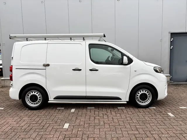 Toyota ProAce Compact 1.6 D-4D Cool Comfort 2019 Diesel 4