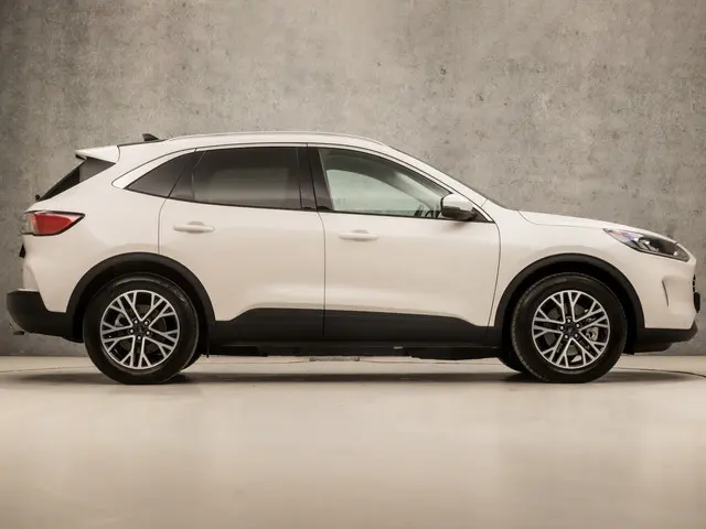 Ford Kuga 2.5 PHEV Titanium Sport 2021 Hybride Benzine 4