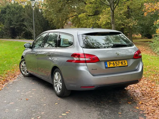 Peugeot 308 SW 1.5 BlueHDi Blue Lease Allure 2021 Diesel 3