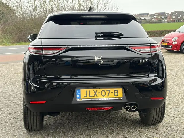 DS DS 3 1.2 Hybrid 136 Etoile 2025 Hybride Benzine 9