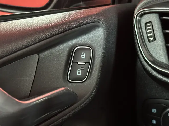 Ford Fiesta 1.0 EcoBoost ST-Line X 2021 Benzine 29