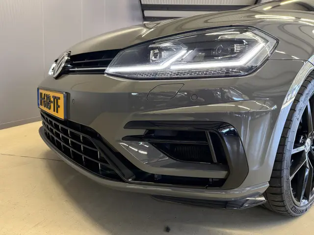 Volkswagen Golf 2.0 TSI 4Motion R 2019 Benzine 5