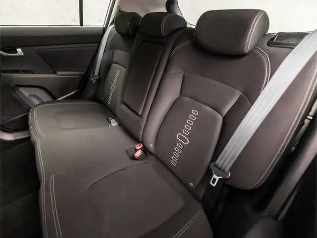 Kia Sportage 1.6 GDI Sport 2013 Benzine 15