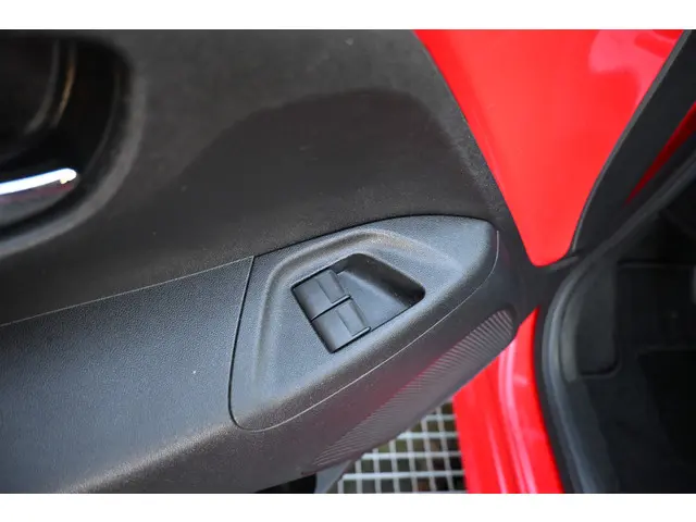 Peugeot 108 1.0 e-VTi Allure TOP! 2018 Benzine 29