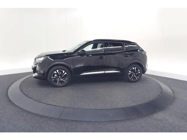 Peugeot 2008 PureTech 130 EAT8 Allure 2021 Benzine 72