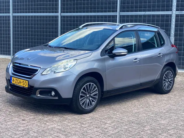 Peugeot 2008 1.2 PureTech Active 1e eigenaar 2015 Benzine 3