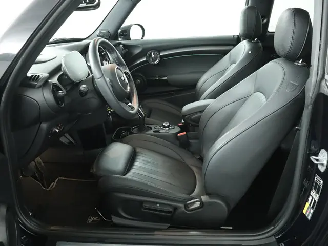 MINI Electric Mini MINI Yours 33 kWh 2023 Elektrisch 14