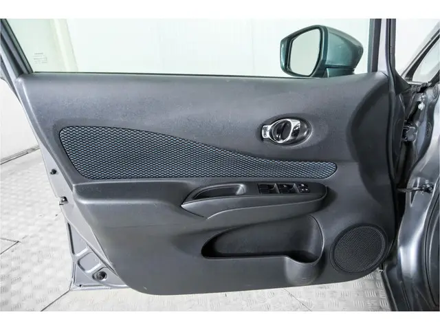 Nissan Note 1.2 Connect Edition 2013 Benzine 34