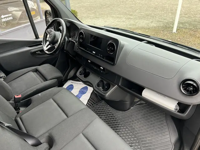 Mercedes-Benz Sprinter 314 2.2 CDI L2H1 2019 Diesel 34