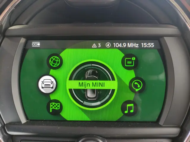 MINI One 1.5 Salt, Navigatie 2018 Benzine 21