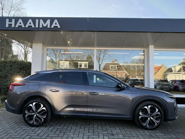 Citroën C5 X 1.6T Automaat Shine 2022 Benzine 2