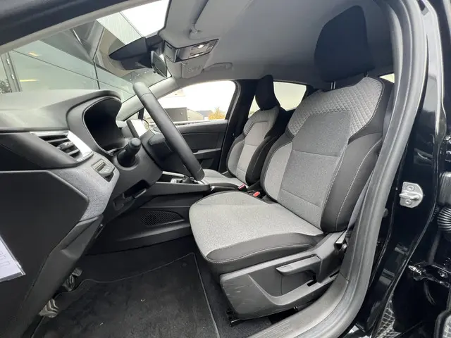 Mitsubishi Colt 1.0T MT Intense 2024 Benzine 7