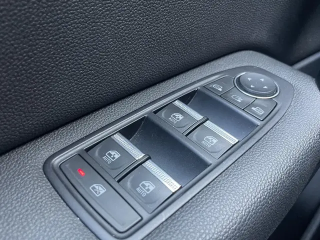 Renault Captur 1.3 TCe 130 Intens 2020 Benzine 18