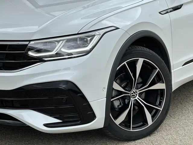 Volkswagen Tiguan 1.5 TSI R-Line 2023 Benzine 17