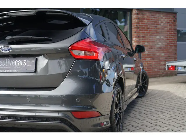 Ford Focus 1.0 ST-Line 2018 Benzine 26