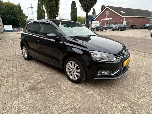 Volkswagen Polo 1.0 Trendline 2014 Benzine 6