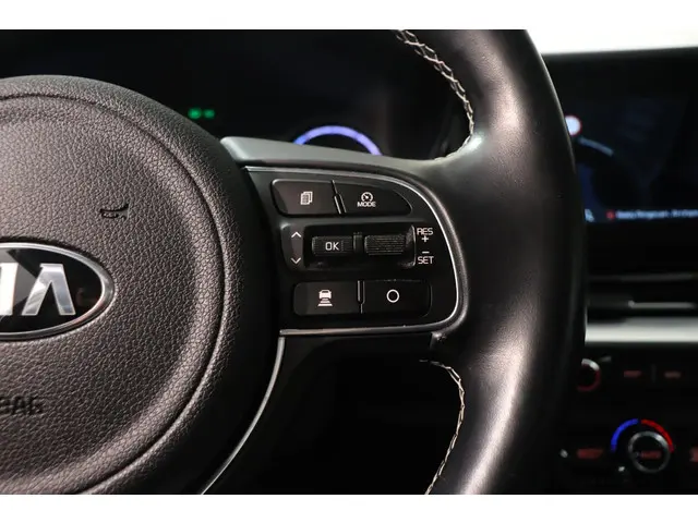 Kia e-Niro ExecutiveLine 64 kWh 2020 Elektrisch 24