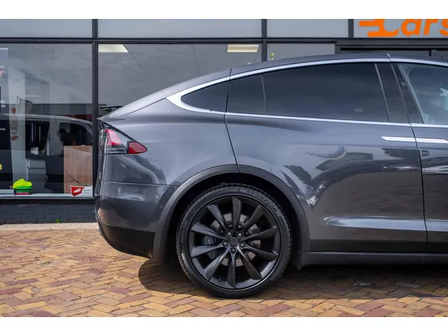 Tesla Model X 100D 7p.|Navi|Leder|22'' 2018 Elektrisch 7