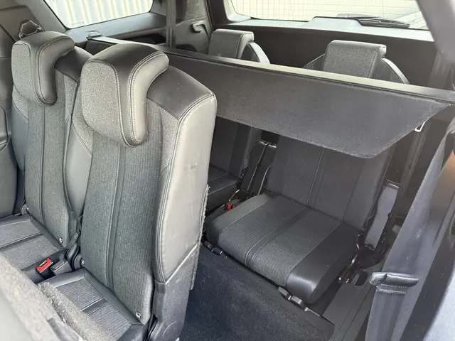 Peugeot 5008 1.2 PureTech GT-Line 7p. 2017 Benzine 26