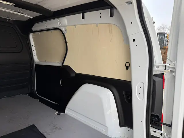 Mercedes-Benz eCitan 112 51kWh 2024 Elektrisch 16