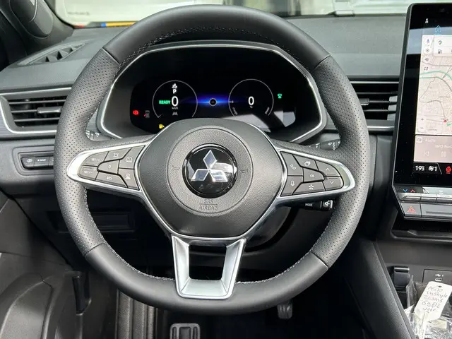 Mitsubishi ASX 1.6 HEV Instyle 2025 Benzine 23