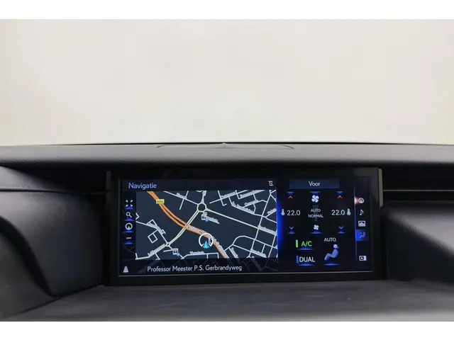 Lexus RC 300h F Sport Premium 2019 Hybride Benzine 30