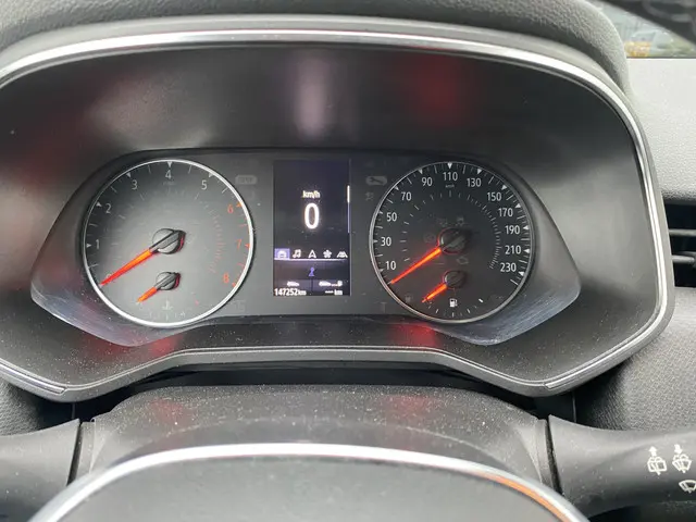 Renault Clio 1.0 TCe Zen 2020 Benzine 13