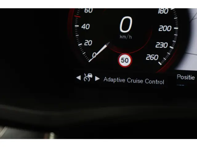 Volvo S60 2.0 B3 R-Design 2022 Benzine 18