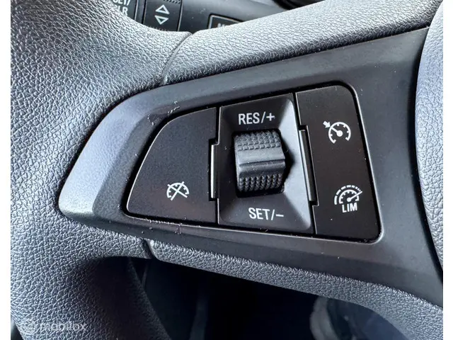 Opel KARL 1.0 ecoFLEX Edition 2017 Benzine 15