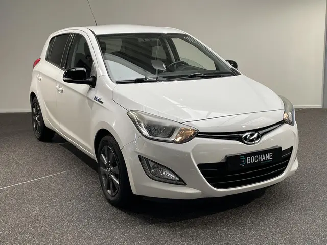 Hyundai i20 1.2i Go! 2015 Benzine 4