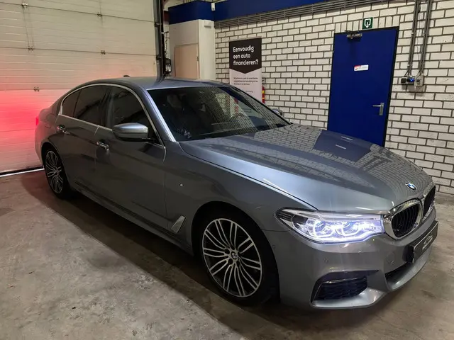 BMW 5 Serie 520i High Executive M-pakket 2018 Benzine 5