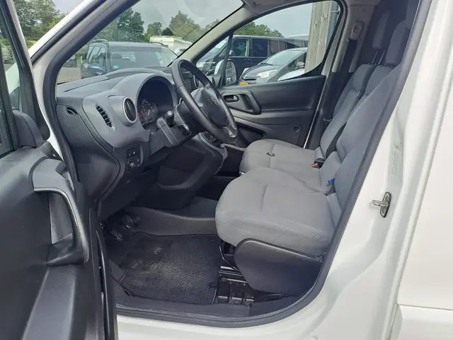Citroën Berlingo 1.6 HDI 75 Club 2015 Diesel 22