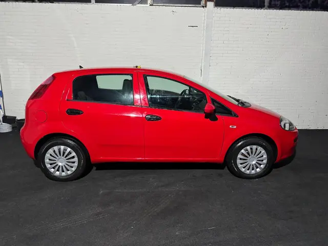 Fiat Punto Evo 1.2 Street | Elecet pakket| APK| 2015 Benzine 5