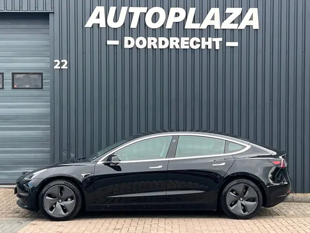 Tesla Model 3 Long Range AWD 75 kWh 2020 Elektrisch 4