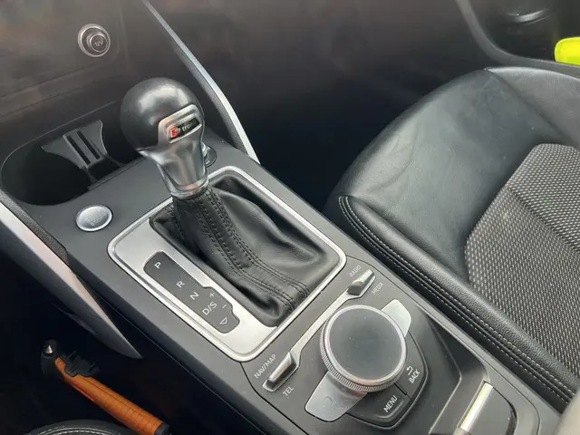 Audi Q2 35 TFSI CoD S-Line 2019 Benzine 23