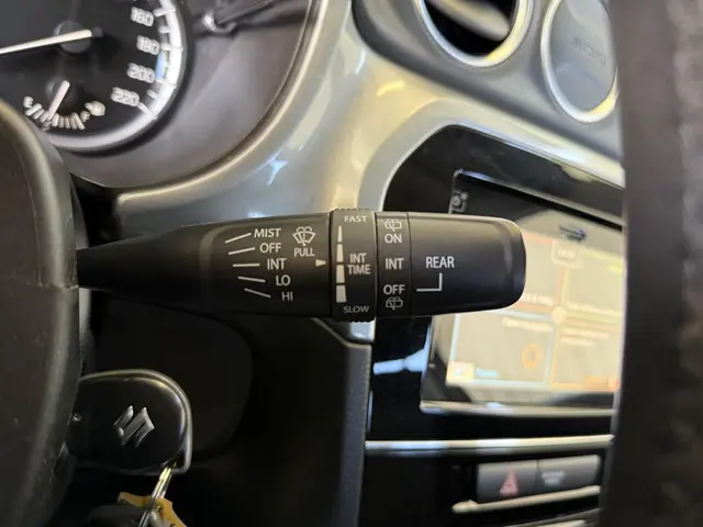 Suzuki Vitara 1.6 Exclusive 2015 Benzine 37
