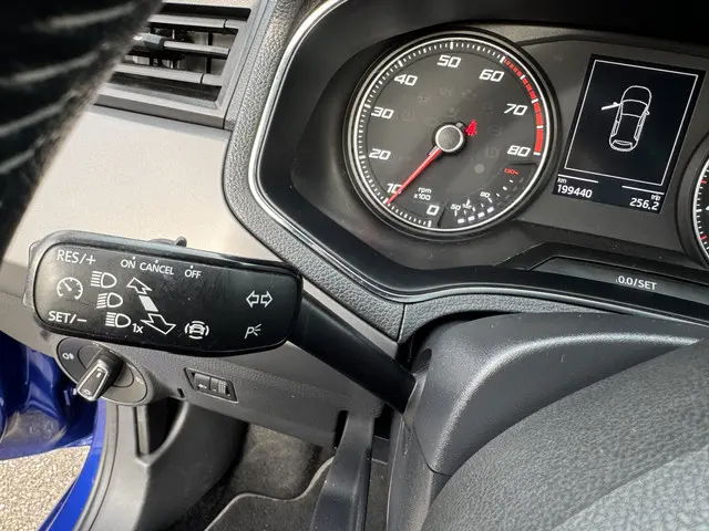 SEAT Ibiza 1.0 TSI Style Business Intense 2019 Benzine 16