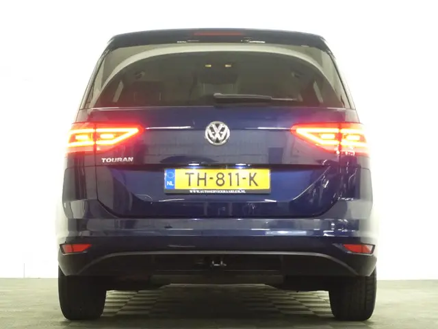 Volkswagen Touran 1.2 TSI Highline- 2018 Benzine 25