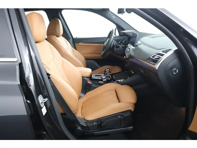 BMW X3 xDrive30e 2022 Hybride Benzine 17