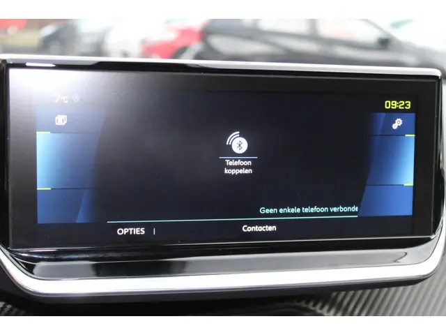 Peugeot e-2008 EV GT 50 kWh 2020 Elektrisch 18