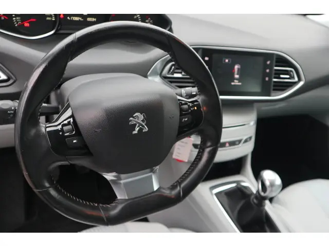 Peugeot 308 3