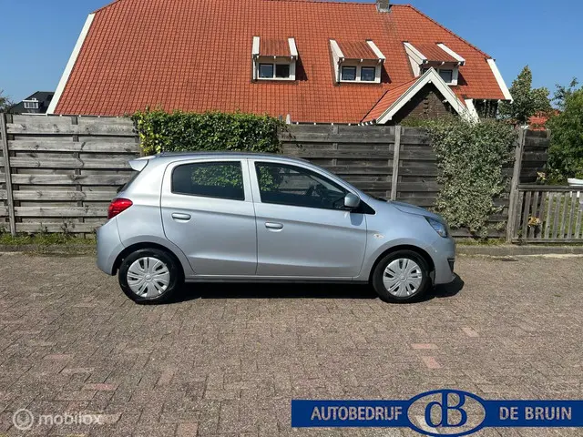 Mitsubishi Space Star 3