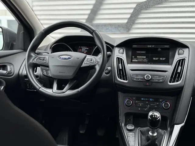 Ford Focus Wagon 1.0 Titanium 2016 Benzine 10