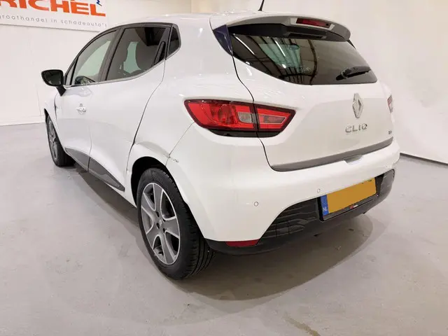 Renault Clio HB 0.9 TCe 90 Night&Day 2015 Benzine 4