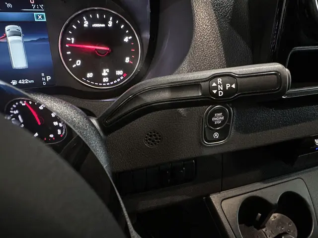 Mercedes-Benz Sprinter 315 1.9 CDI 2024 Diesel 8