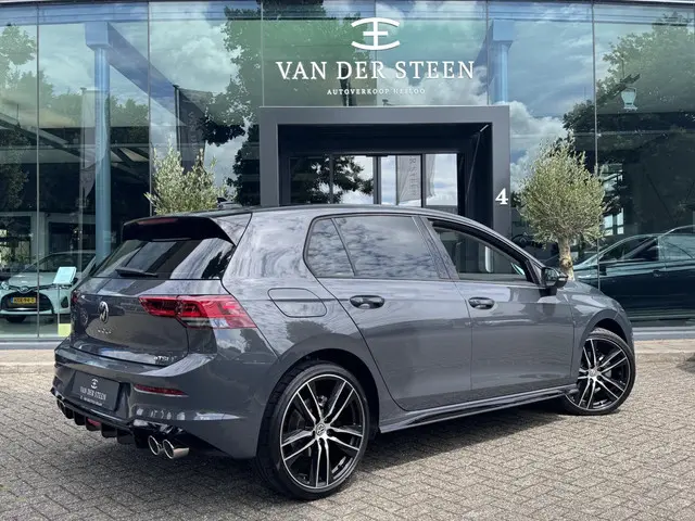 Volkswagen Golf 2