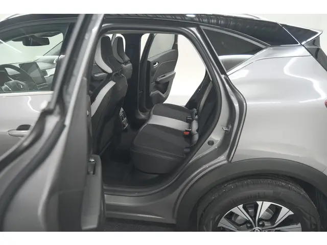 Renault Captur TCe 90 Techno 2024 Benzine 28