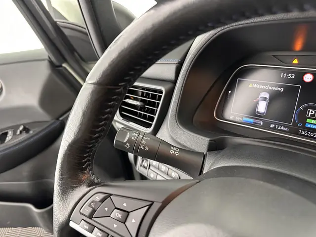 Nissan Leaf 2.ZERO EDITION 40 kWh 2018 Elektrisch 19