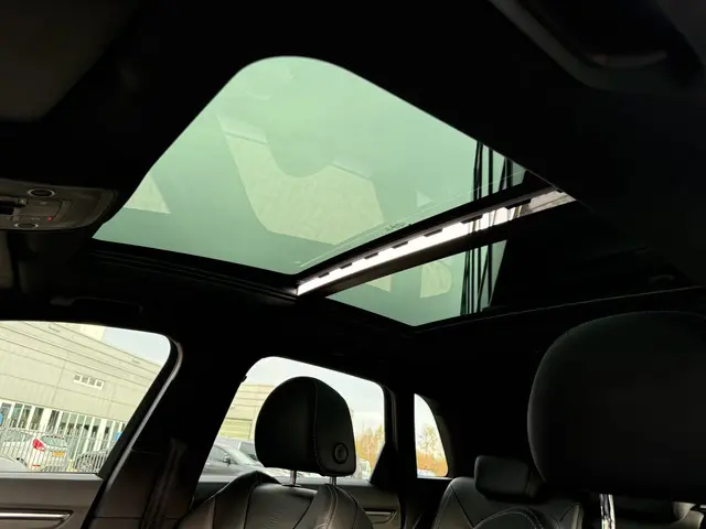 Audi Q3 45 TFSI e S edition 2021 Hybride Benzine 22