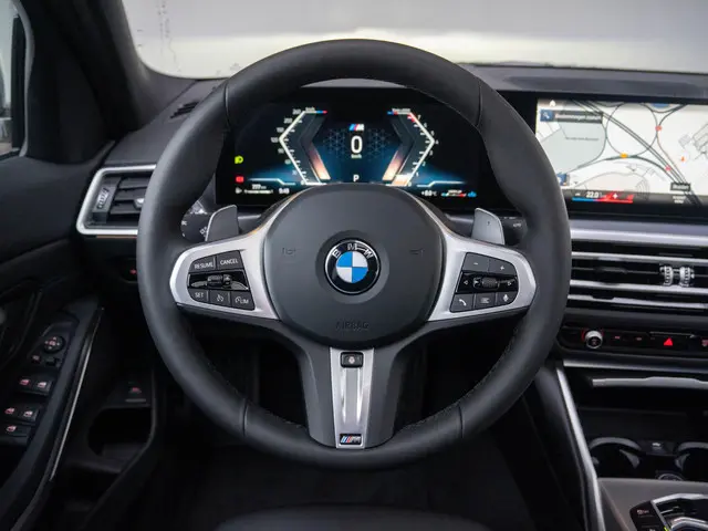 BMW 3 Serie Sedan 320i 2025 Benzine 7